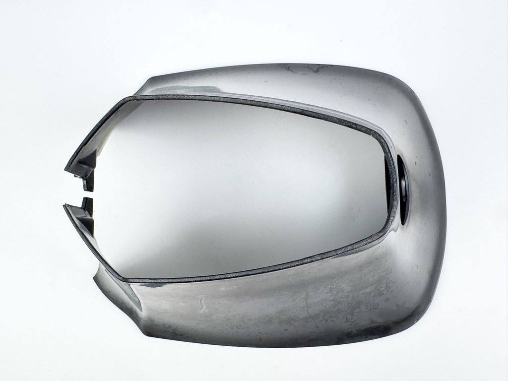 2005 Mercury 50 HP 2 Stroke Outboard Lower Apron Cover 828466A1 OEM