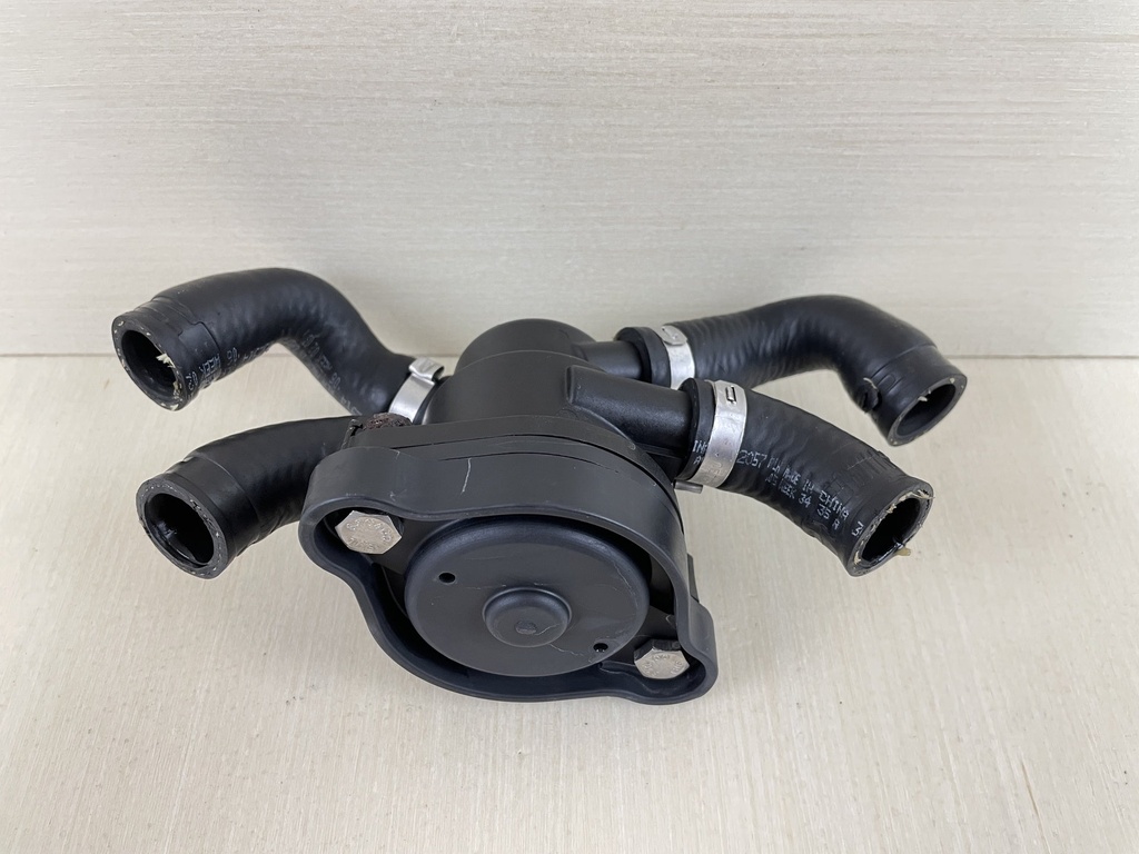 2007 Evinrude Etec 115HP 2 Stroke Outboard Water Pressure Relief Valve 5010090