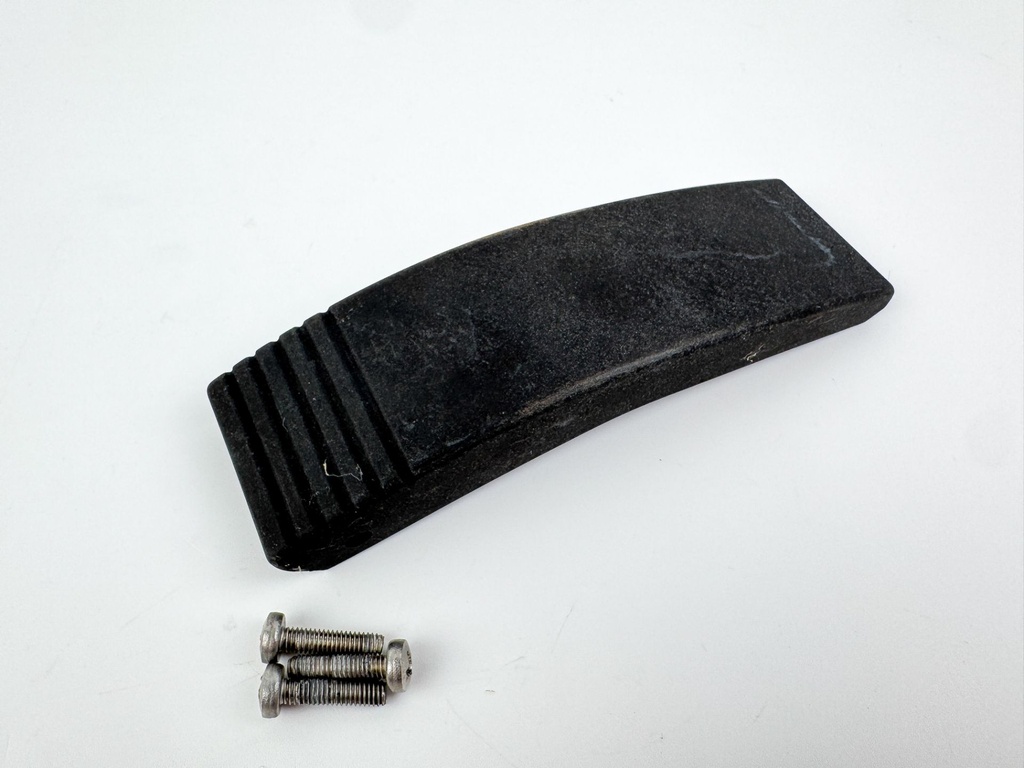 2005 Mercury 50 HP 2 Stroke Outboard Front Latch Handle 828463 OEM