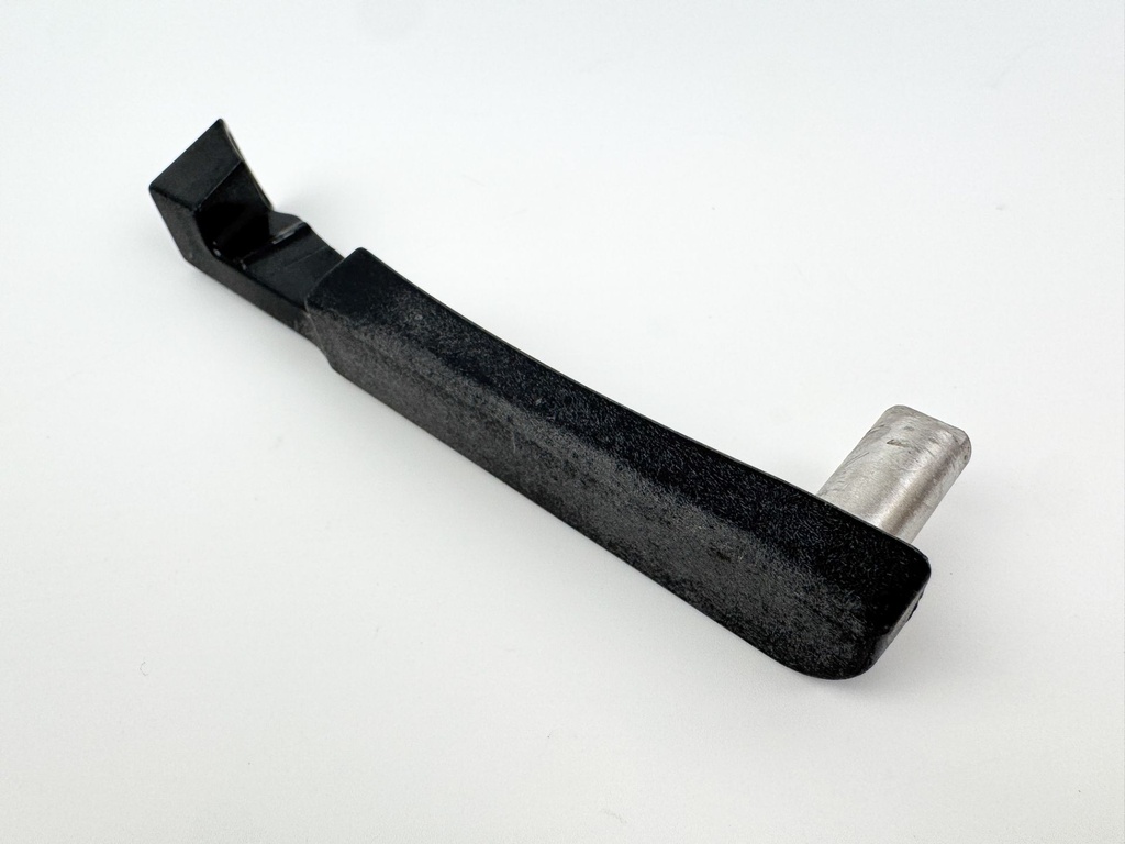 2005 Mercury 50 HP 2 Stroke Outboard Back Latch Handle 823573F1 OEM