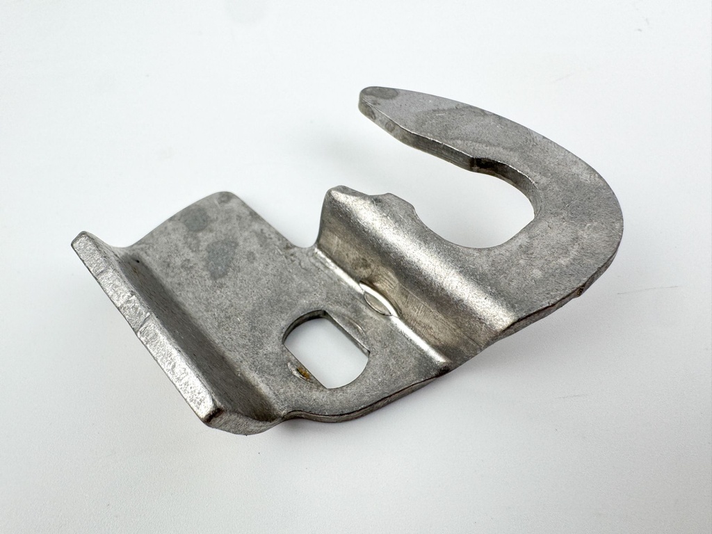 2005 Mercury 50 HP 2 Stroke Outboard Back Latch Handle 823573F1 OEM