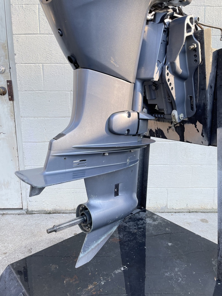 2005 Yamaha 60HP 4 Stroke Outboard W/ 20" Shaft - High Thrust