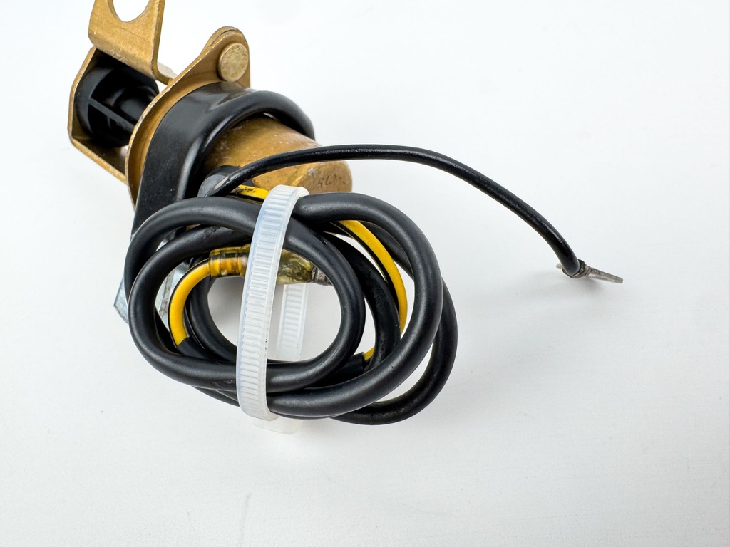 2005 Mercury 50 HP 2 Stroke Outboard Enricher Valve 819503A5 OEM