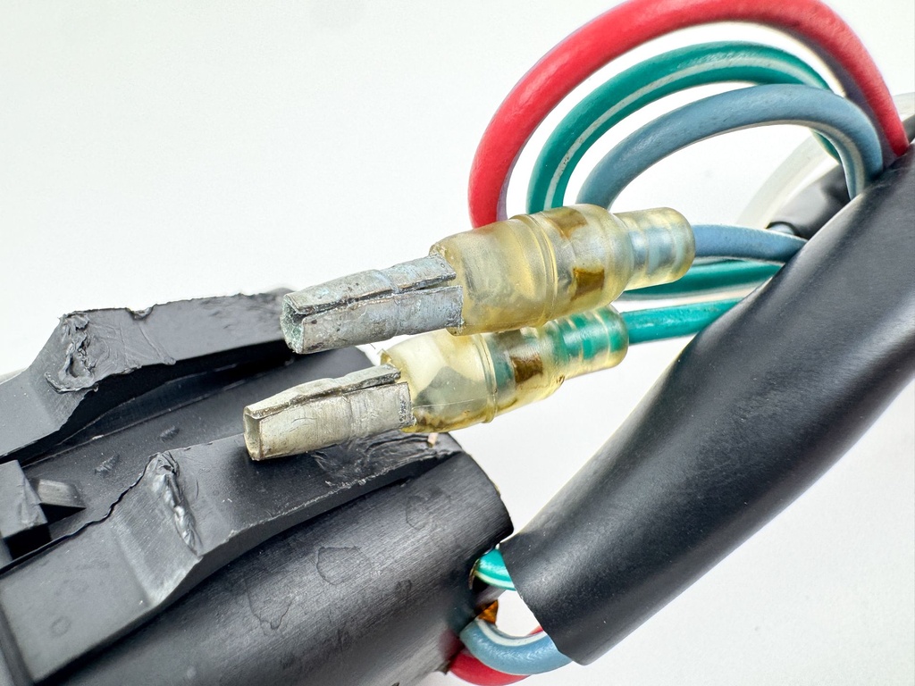 2005 Mercury 50 HP 2 Stroke Outboard Trim Switch 896620 OEM