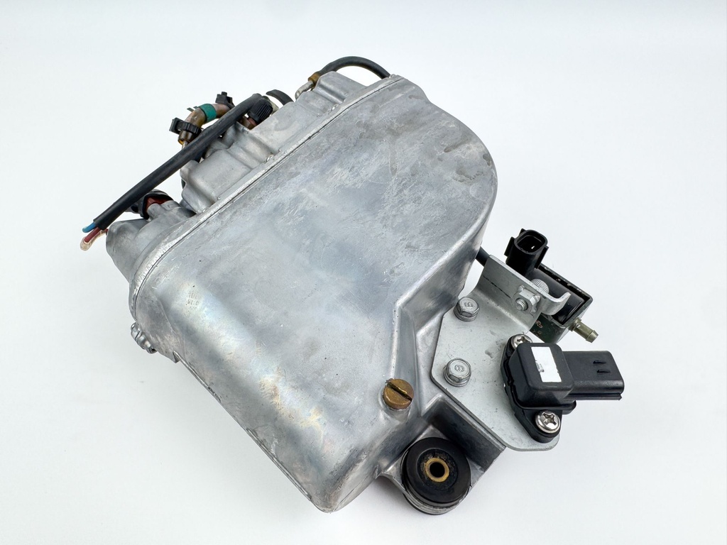 2002-2003 Yamaha 200 HP 2 Stroke Outboard Vapor Separator Tank VST 68F-13907-01-00