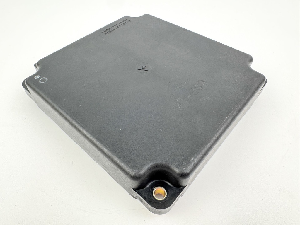 2002-2003 Yamaha 200 HP 2 Stroke Outboard Engine Control Unit ECU 68F-8591A-20-00