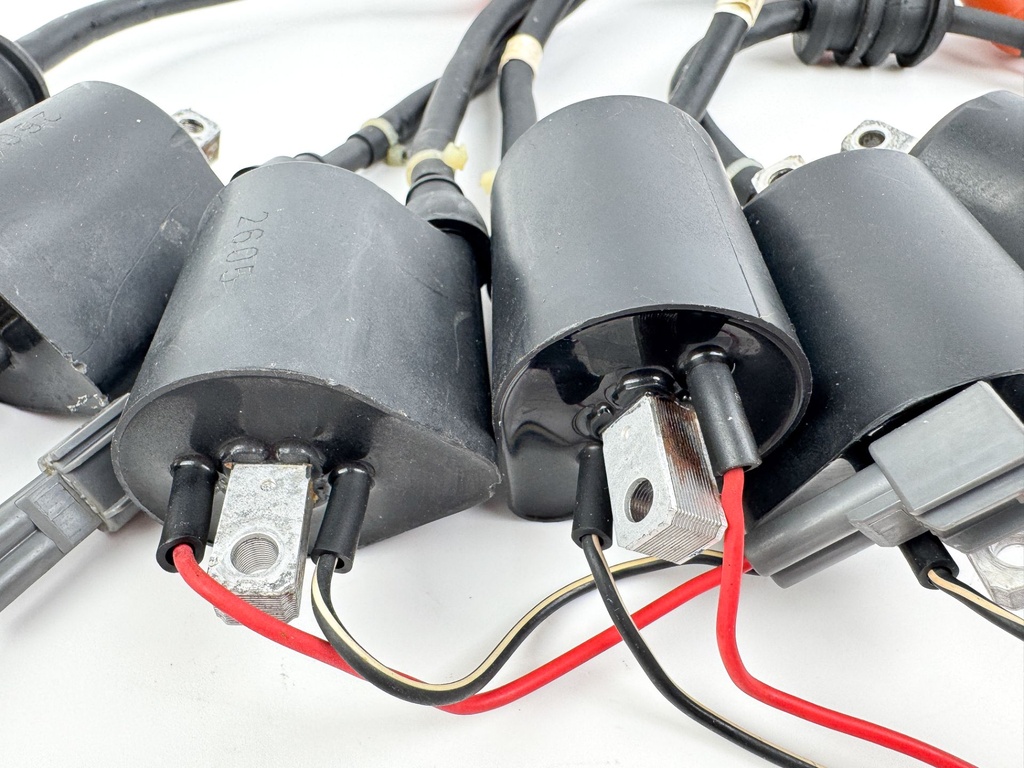 2002-2003 Yamaha 200 HP 2 Stroke Outboard Ignition Coil Set 68F-82310-11-00