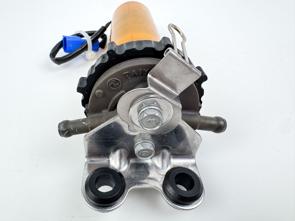 2004 Yamaha 250 HP 2 Stroke Outboard Fuel Filter Assembly 68F-24560-00-00