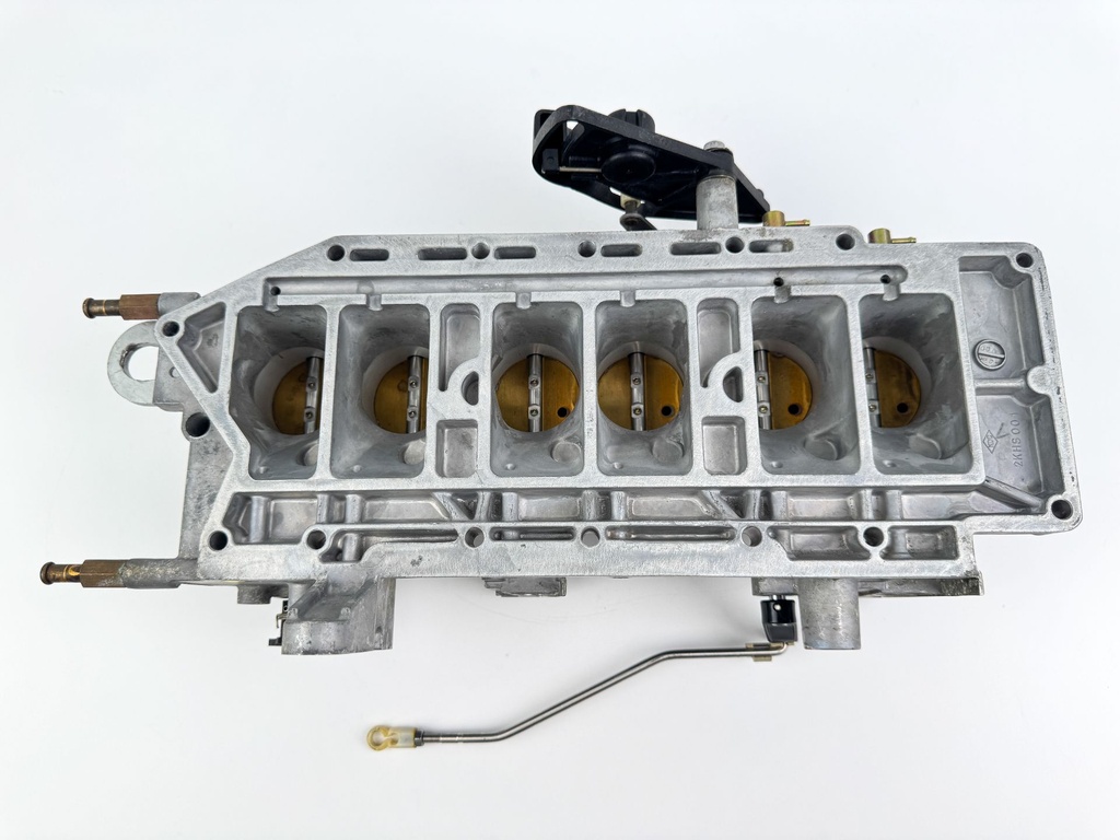 2005 Yamaha 300 HP 2 Stroke Outboard Throttle Body Assembly 6D0-13751-01-00