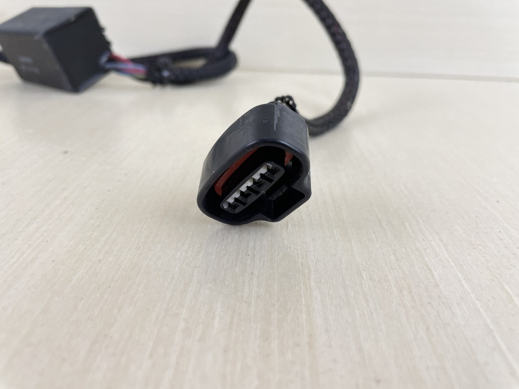 2007 Evinrude Etec 115HP Exhaust Valve Control Module 0586904