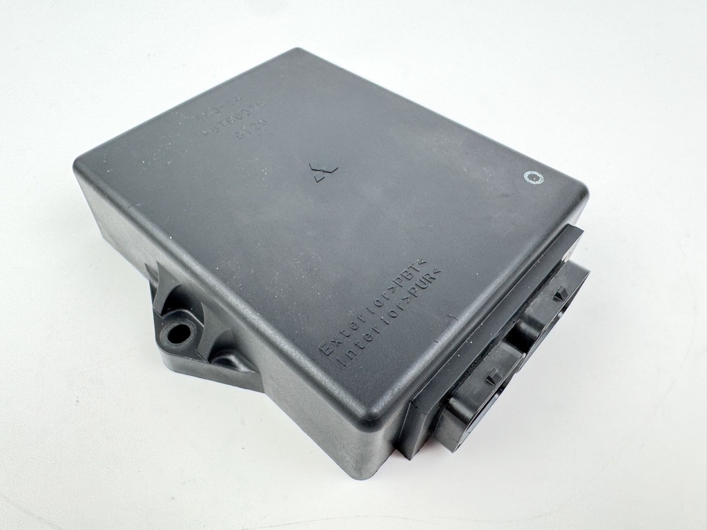 2006 Yamaha 300 HP 2 Stroke Outboard  HPDI Engine Control Unit ECU 6D0-8591A-14-00