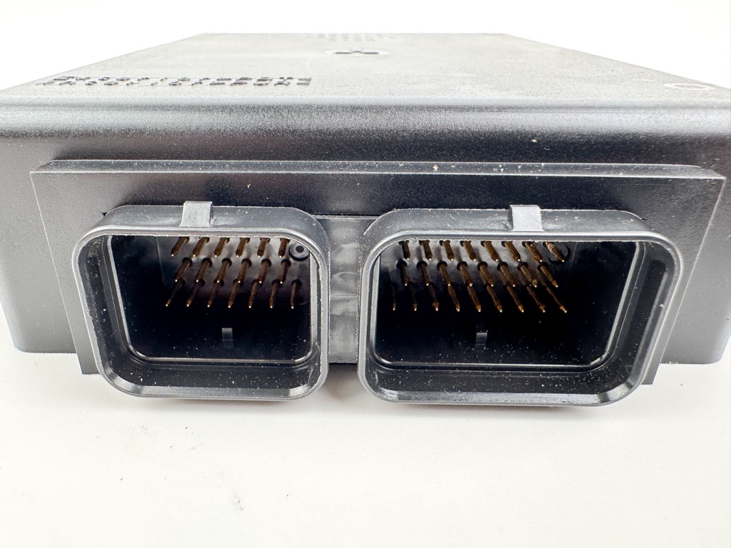 2006 Yamaha 300 HP 2 Stroke Outboard HPDI Engine Control Unit ECU 6D0-8591A-14-00