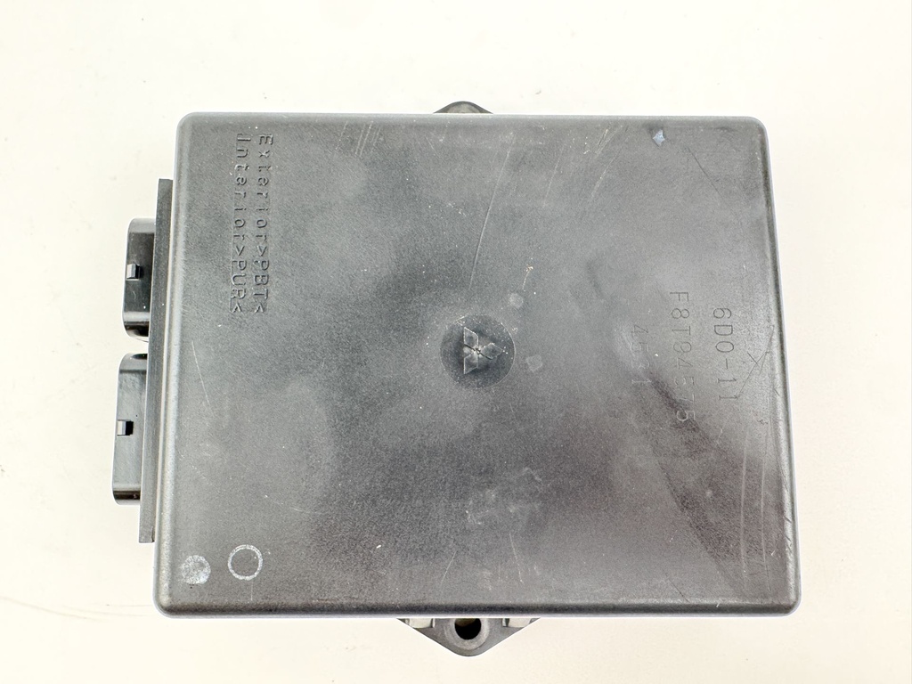 2005 Yamaha 300 HP 2 Stroke Outboard HPDI Engine Control Unit ECU 6D0-8591A-11-00