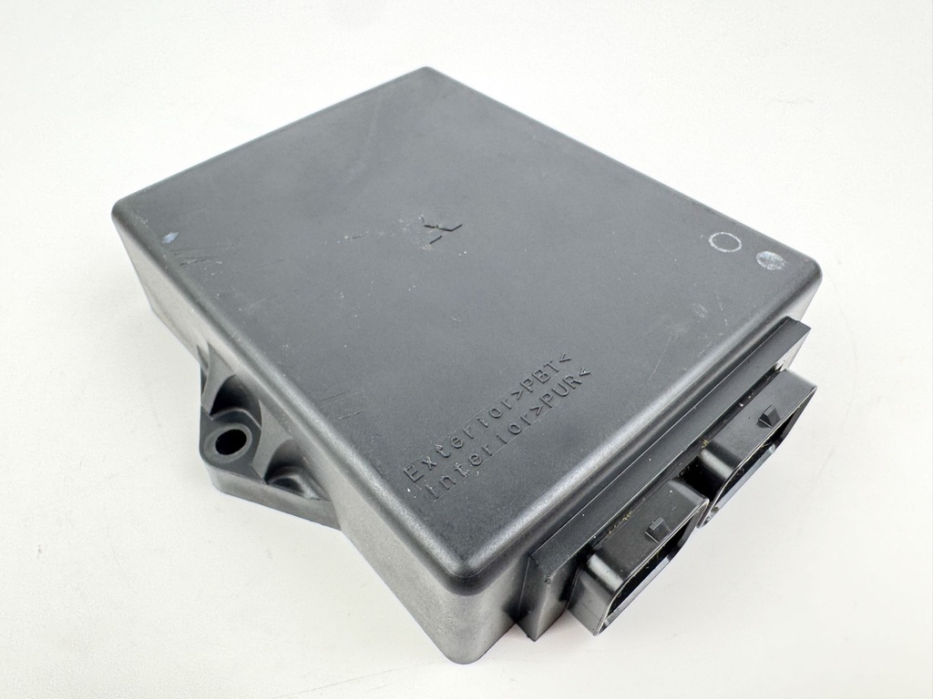 2005 Yamaha 300 HP 2 Stroke Outboard HPDI Engine Control Unit ECU 6D0-8591A-11-00