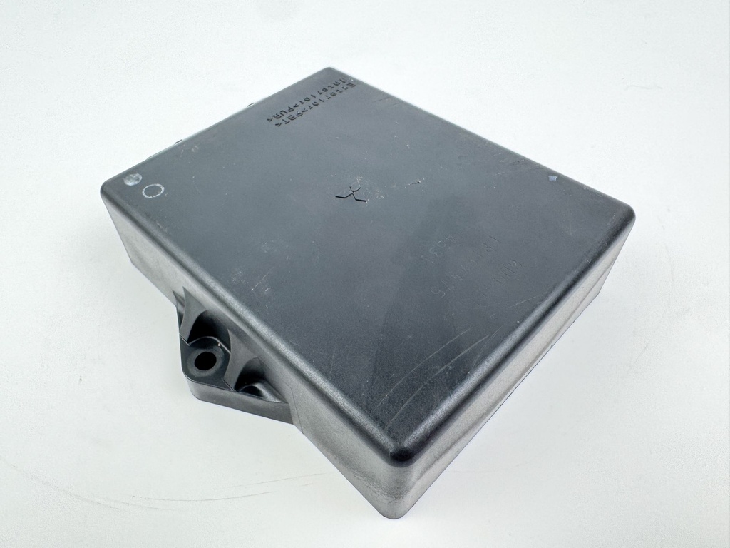 2005 Yamaha 300 HP 2 Stroke Outboard HPDI Engine Control Unit ECU 6D0-8591A-11-00