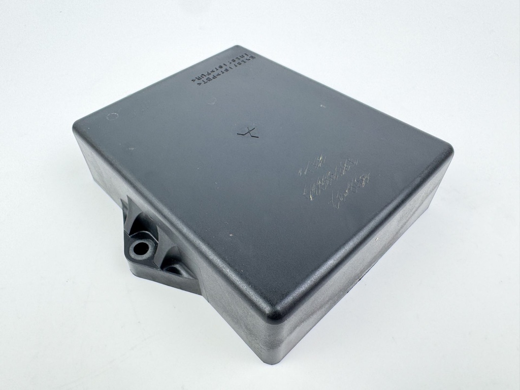 2005 Yamaha 300 HP 2 Stroke Outboard HPDI Engine Control Unit ECU 6D0-8591A-11-00