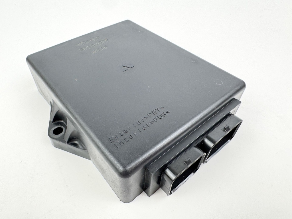 2005 Yamaha 300 HP 2 Stroke Outboard HPDI Engine Control Unit ECU 6D0-8591A-11-00