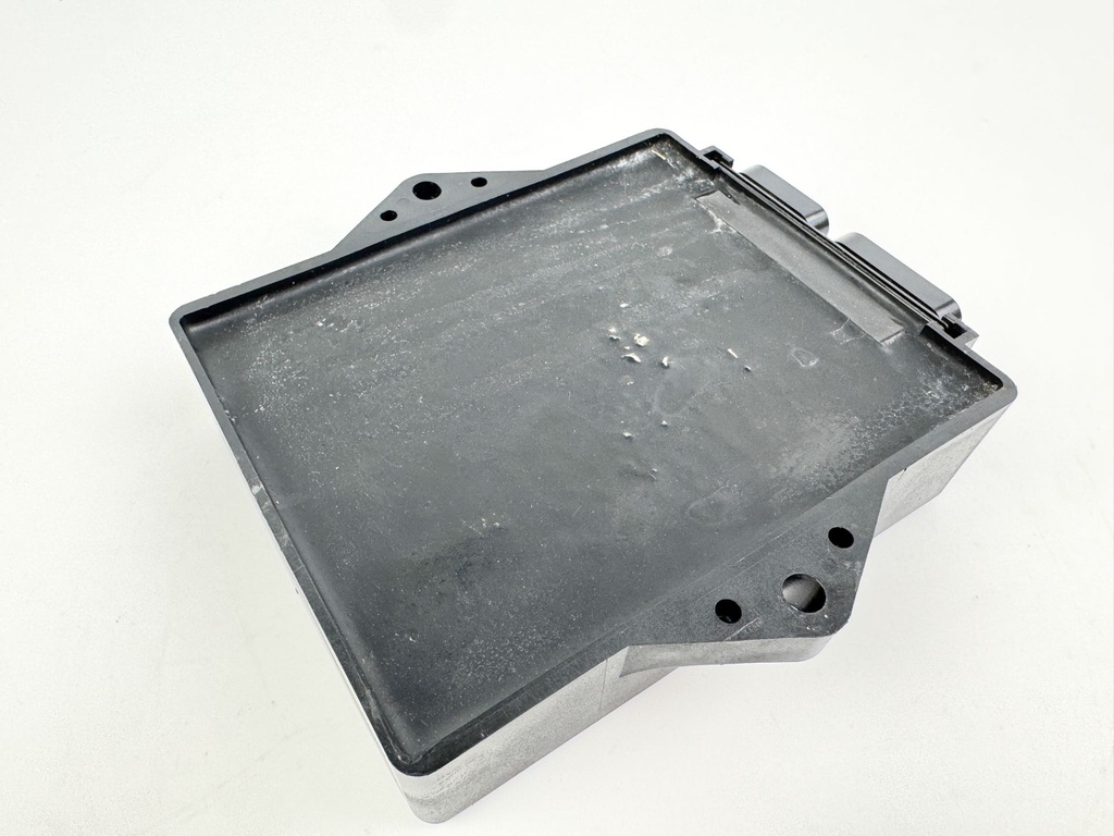 2005 Yamaha 300 HP 2 Stroke Outboard HPDI Engine Control Unit ECU 6D0-8591A-11-00