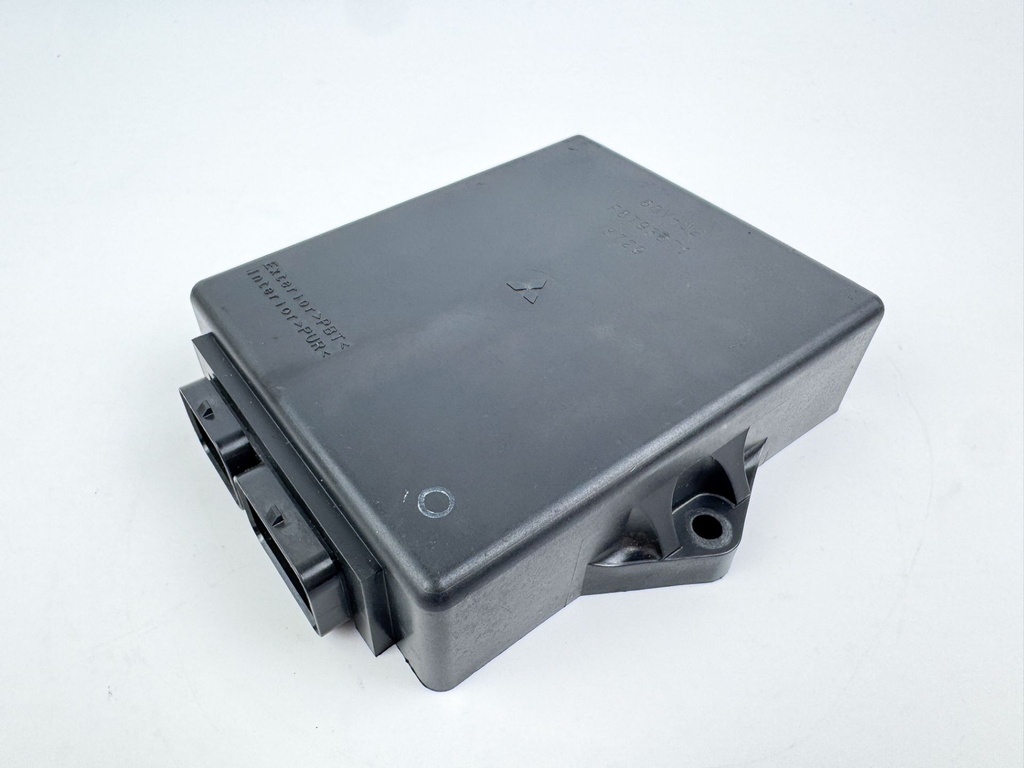 2004 Yamaha 250 HP 2 Stroke Outboard HPDI Engine Control Unit ECU 60V-8591A-02-00