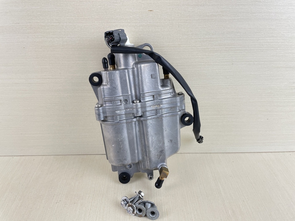 2009 Suzuki 90HP DF90 4 Stroke Fuel Vapor Separator Assembly VST 15600-87L20