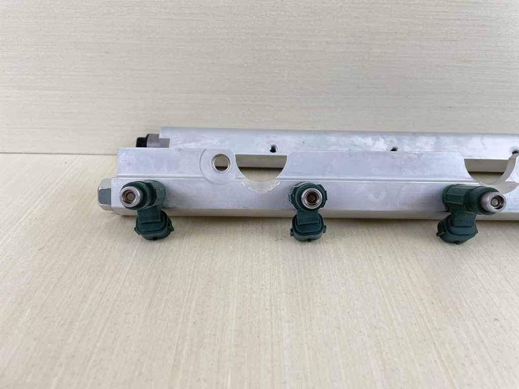 2009 Suzuki 90HP DF90 4 Stroke Outboard Fuel Injector Set 15710-87L00