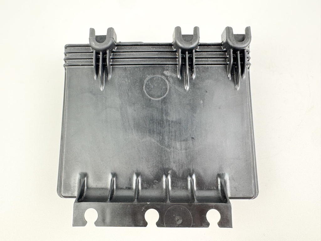 2005 Evinrude 250 HP 2 Stroke Outboard Engine Control Unit ECU 0586707 OEM