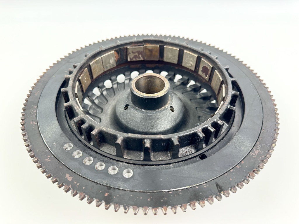 Evinrude Etec 2 Stroke Outboard 225 250 300 HP Flywheel 0586814 - Repair