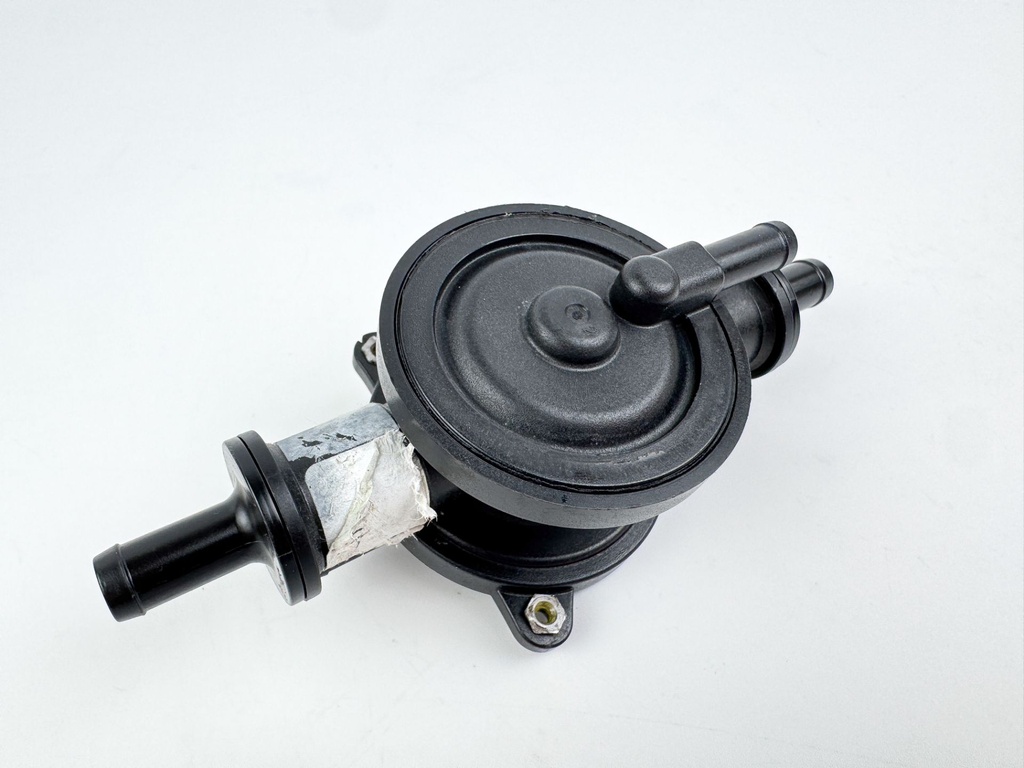 Evinrude 250 HP 2 Stroke Outboard Fuel Lift Pump 5005940 OEM