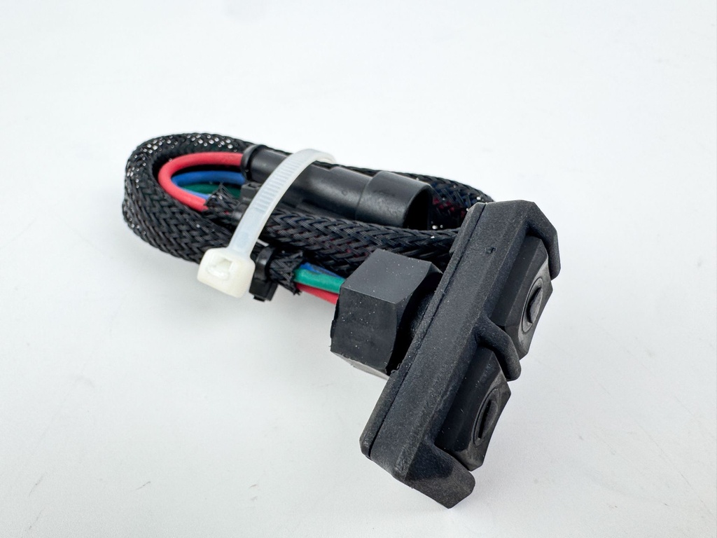 2010 Evinrude 250 HP 2 Stroke Outboard Trim Switch 0586789 OEM