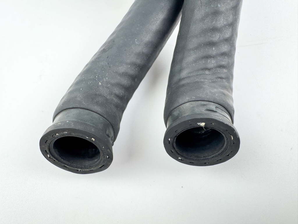 2005 Evinrude 250 HP 2 Stroke Outboard Pressure Relief Valve 5005775 OEM