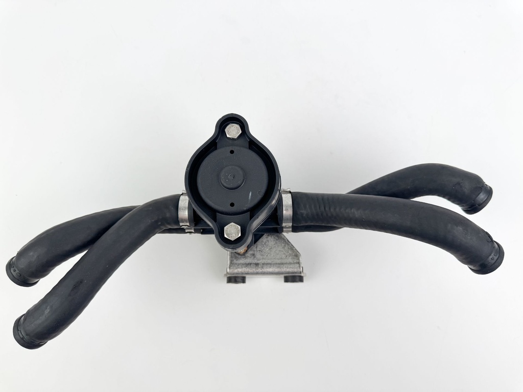 2005 Evinrude 250 HP 2 Stroke Outboard Pressure Relief Valve 5005775 OEM