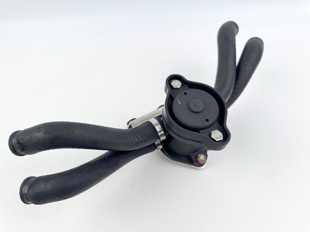 2005 Evinrude 250 HP 2 Stroke Outboard Pressure Relief Valve 5005775 OEM