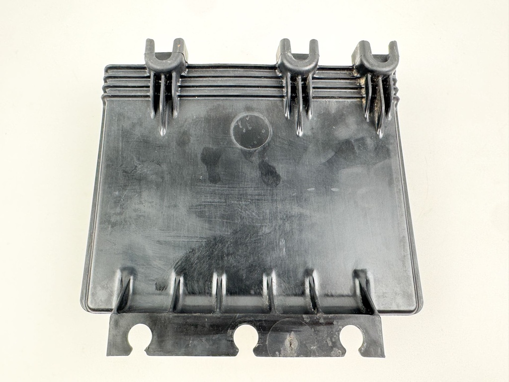 2005 Evinrude 250 HP 2 Stroke Outboard Engine Control Unit ECU 0586707 OEM