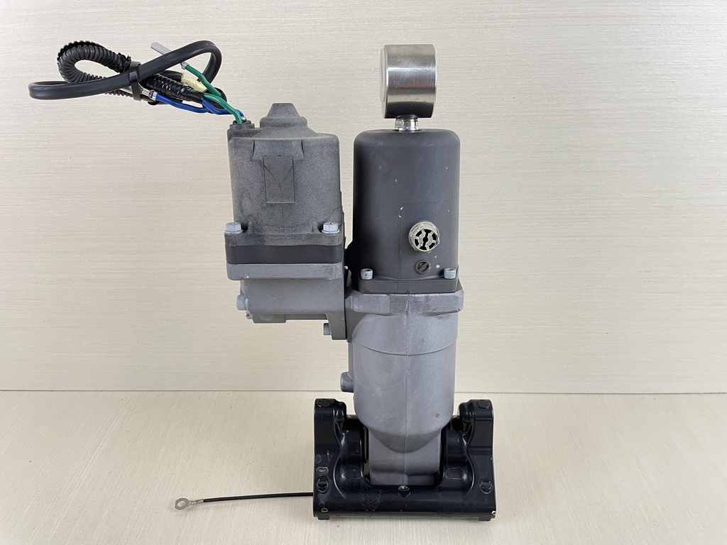 2009 Suzuki 90HP DF90 4 Stroke Outboard Power Trim & Tilt Unit Assembly 48000-87L00