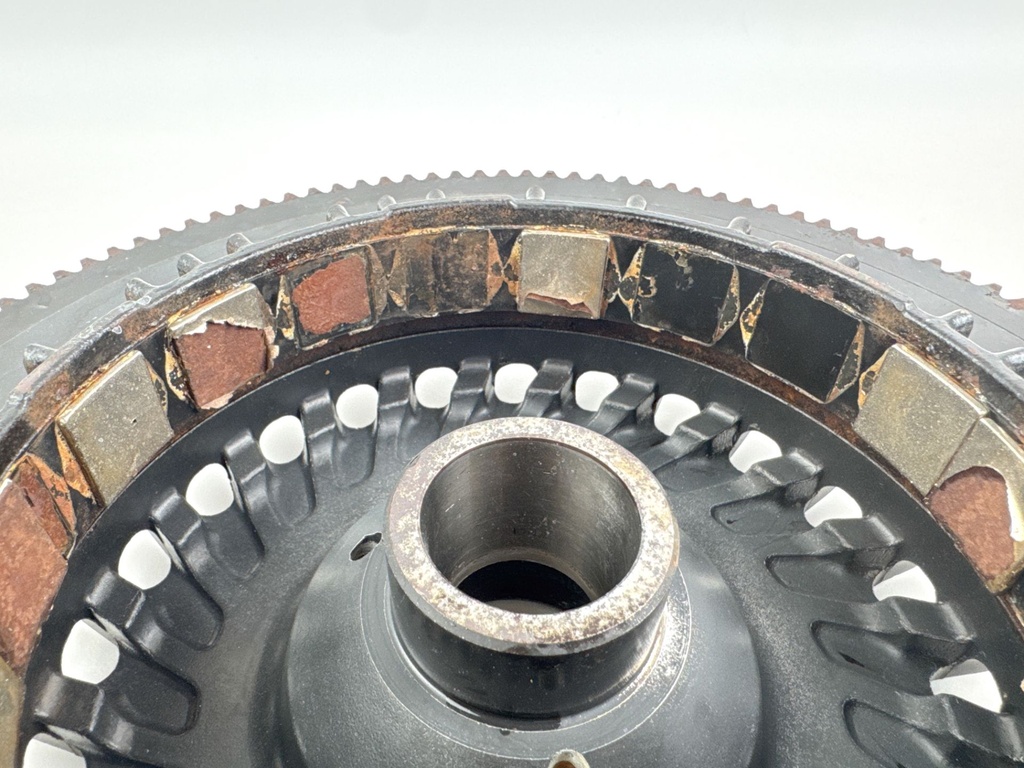 Evinrude Etec 2 Stroke Outboard 225 250 300 HP Flywheel 0586814 - Repair