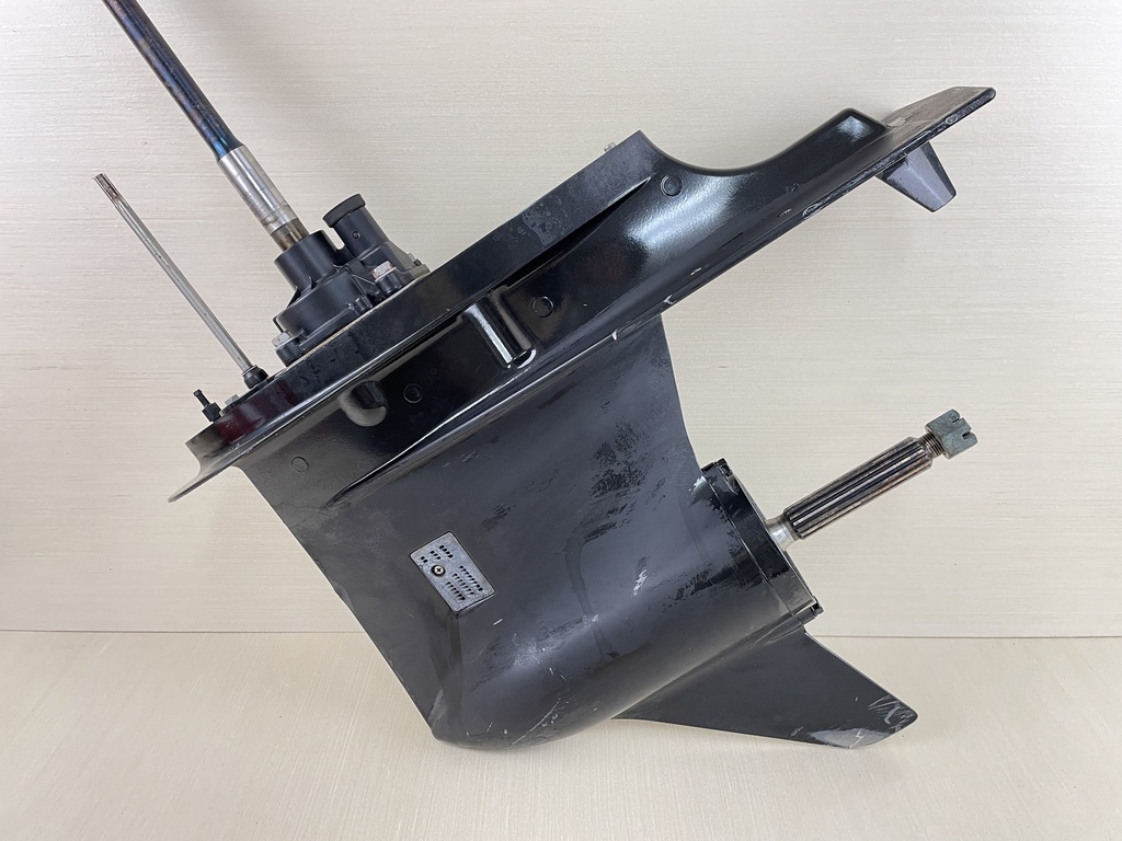 2009 Suzuki 90HP DF90 4 Stroke 25" Lower Unit Gear Case RH 55110-87L20-0EP