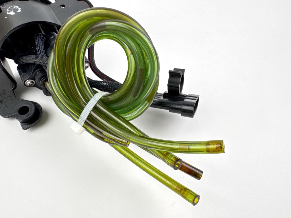 2006 Evinrude 250 HP 2 Stroke Outboard Oil Pump 5005698 OEM