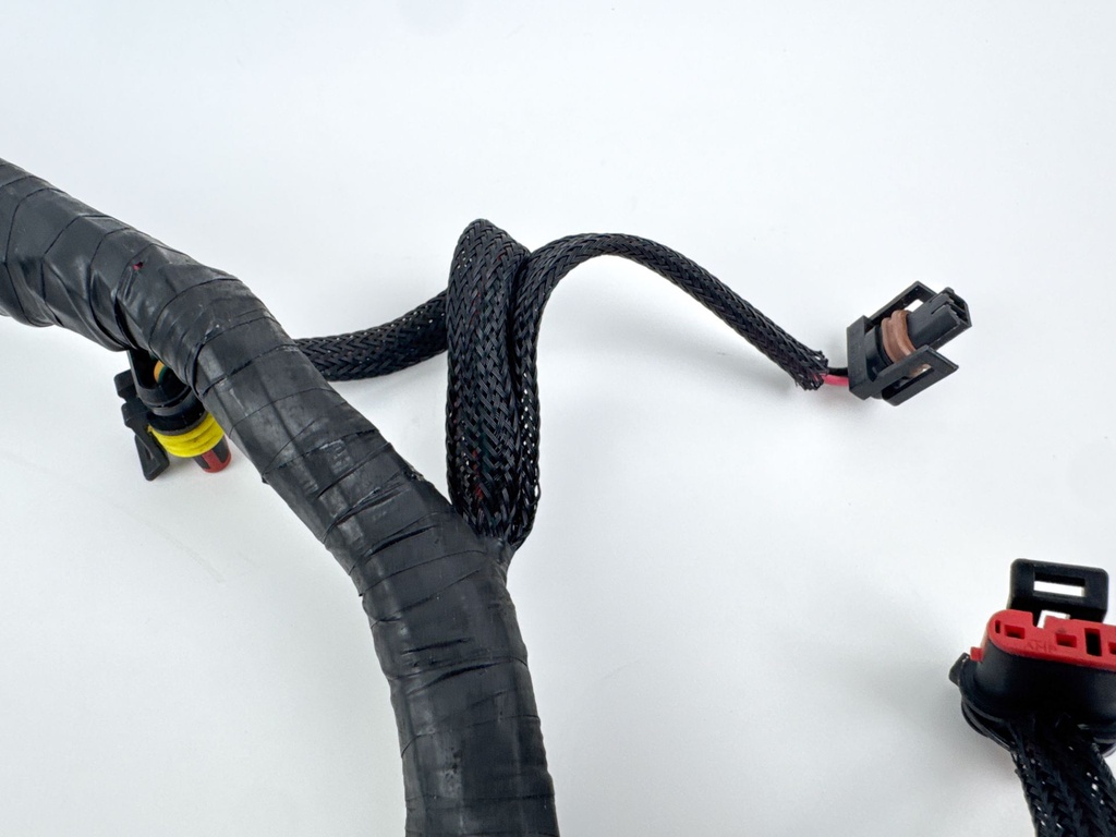 2005 Evinrude 250 HP 2 Stroke Outboard Engine Wire Harness 0586769 OEM