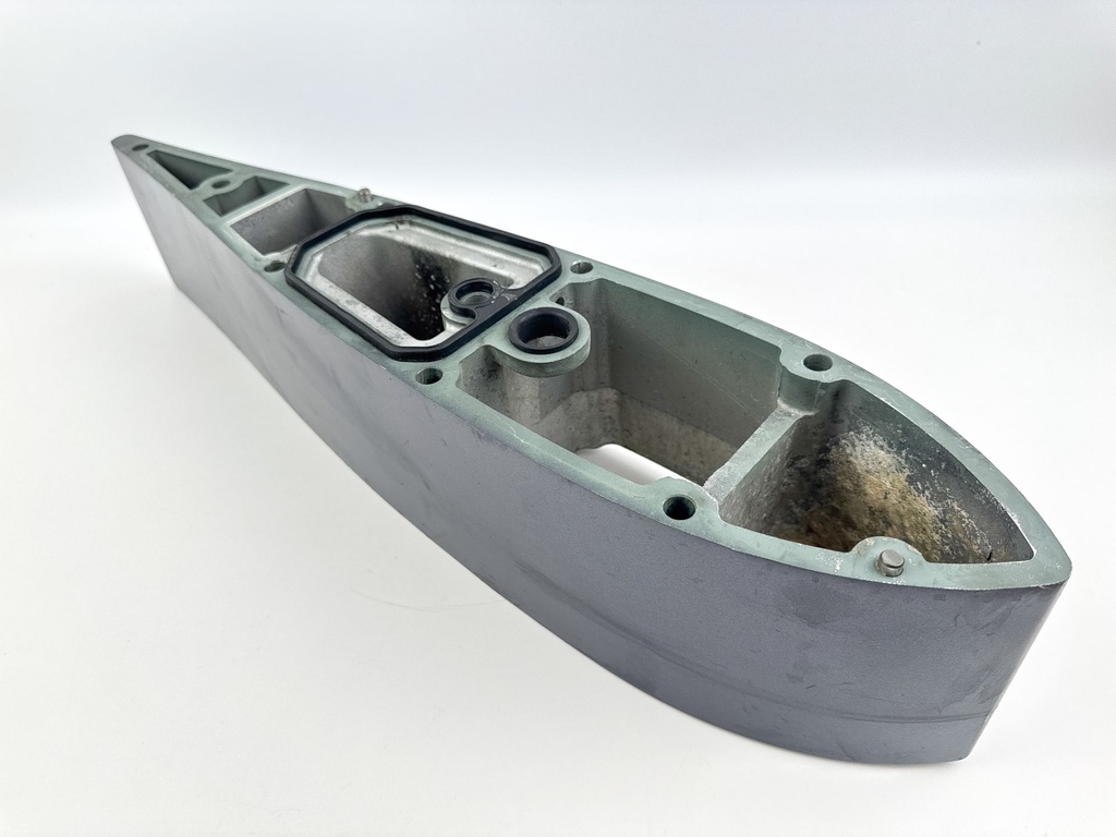 2008 Yamaha 350 HP 4 Stroke Outboard Midsection Extension / Spacer 6AW-45211-00-8D