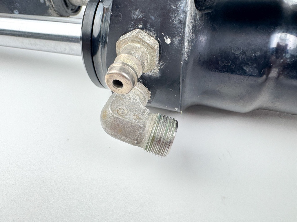 SeaStar Front Mount Outboard Hydraulic Steering Cylinder Assembly HC5358