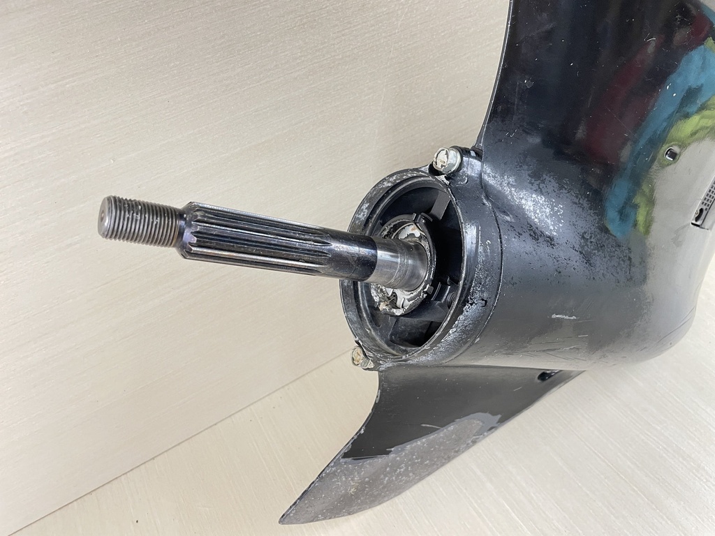 2007 Suzuki 90HP 4 Stroke Outboard 20" Lower Unit Gear Case RH 55100-90803-0EP