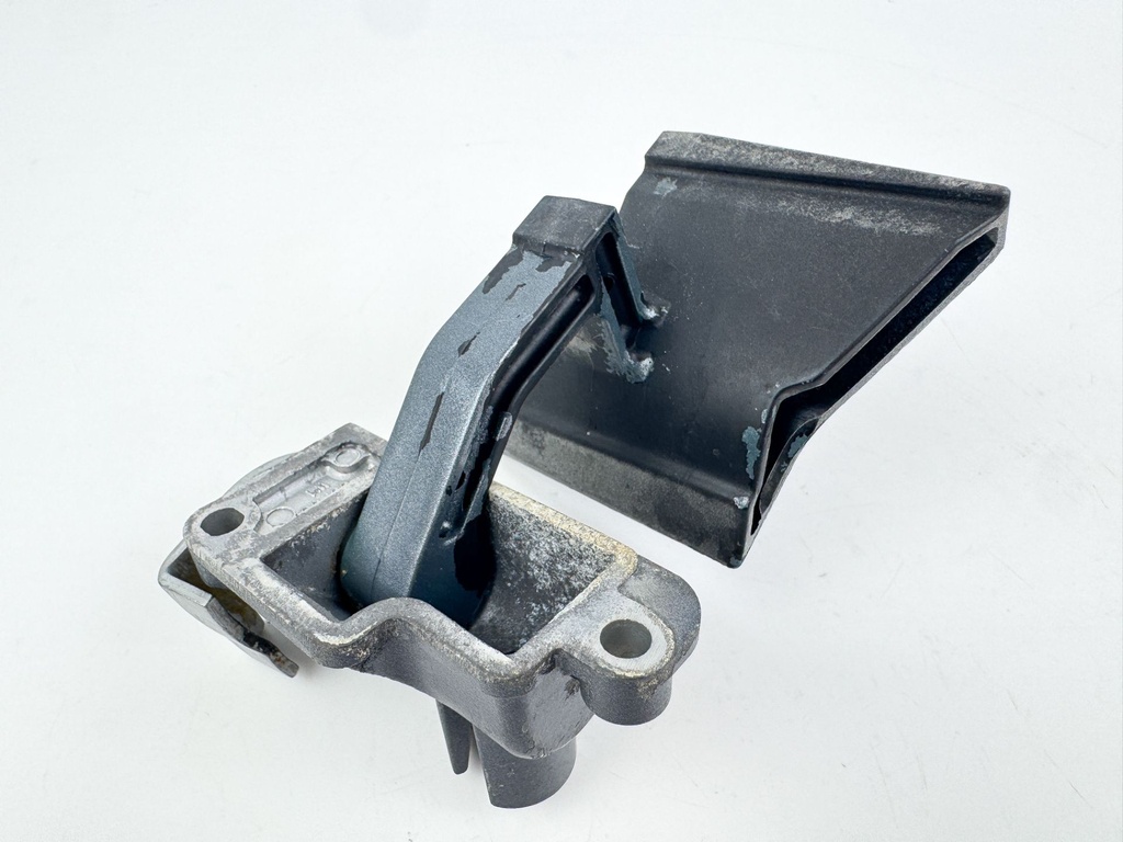 2005 Yamaha 225 HP 4 Stroke Outboard Latch Handle Set 69J-42816-00-8D OEM