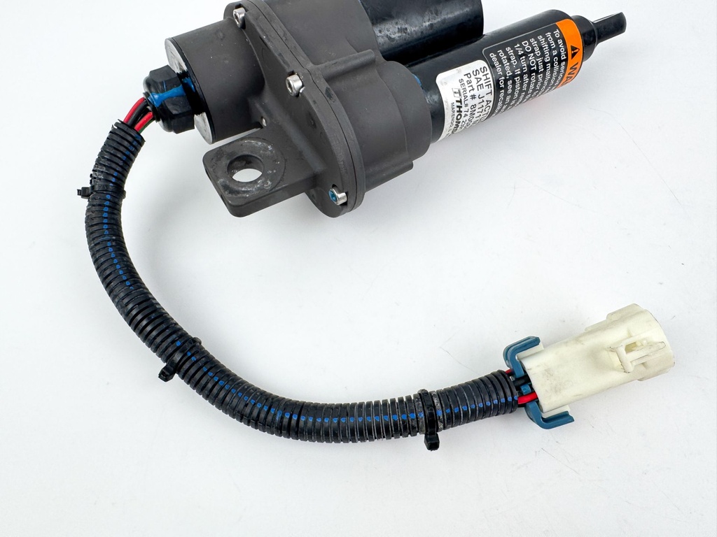 2014 Mercury 300 HP 4 Stroke Outboard Shift Actuator 8M0048114 OEM