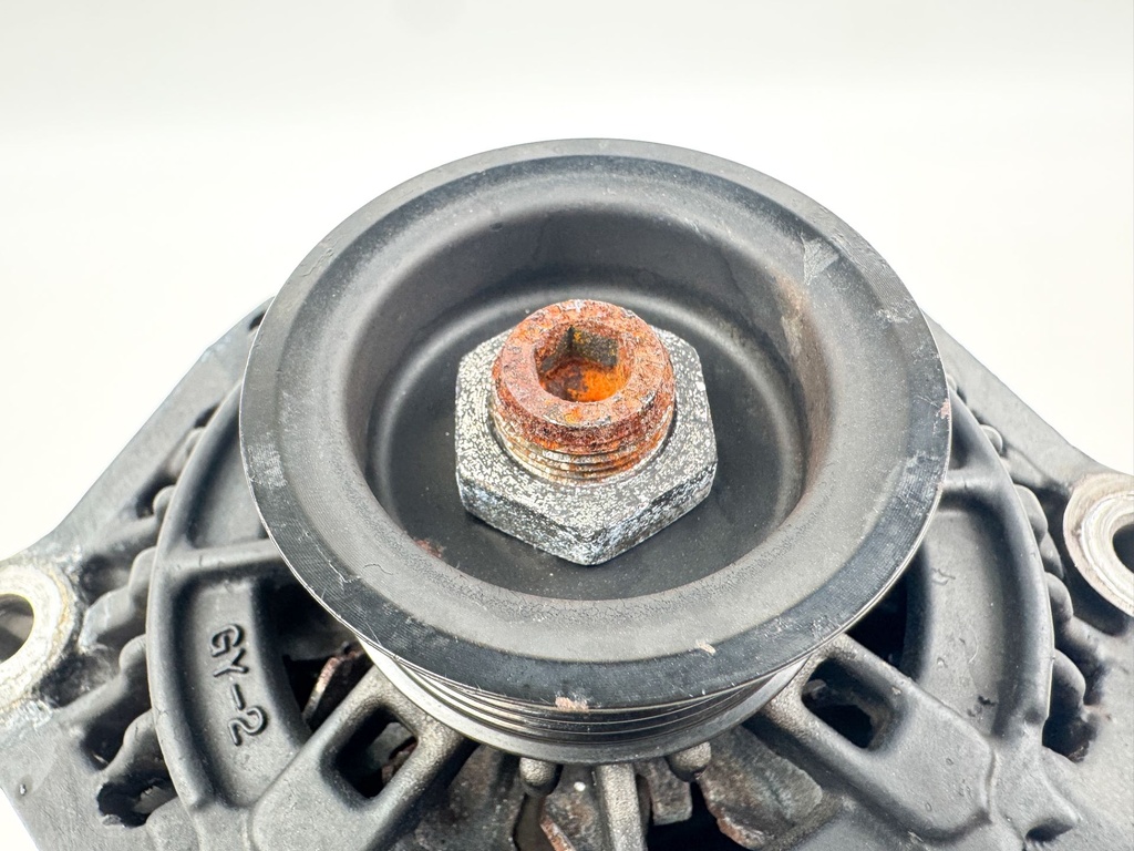 2014 Mercury 300 HP 4 Stroke Outboard Alternator 892940T01 OEM