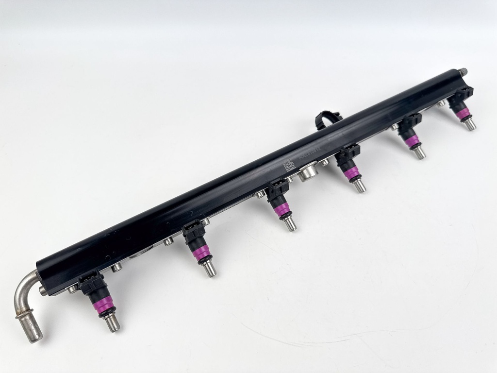 2014 Mercury 300 HP 4 Stroke Outboard Fuel Injector Set W/ Rail 8M0041571 OEM