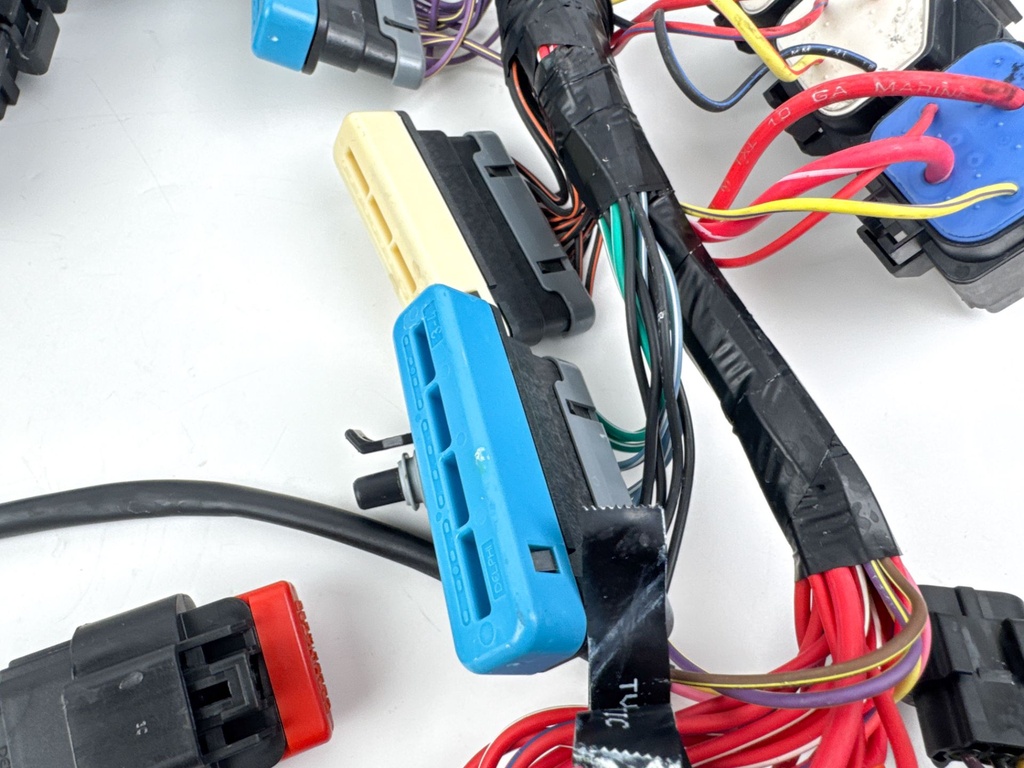 2014 Mercury 300 HP 4 Stroke Outboard Engine Wire Harness 880616T07 OEM