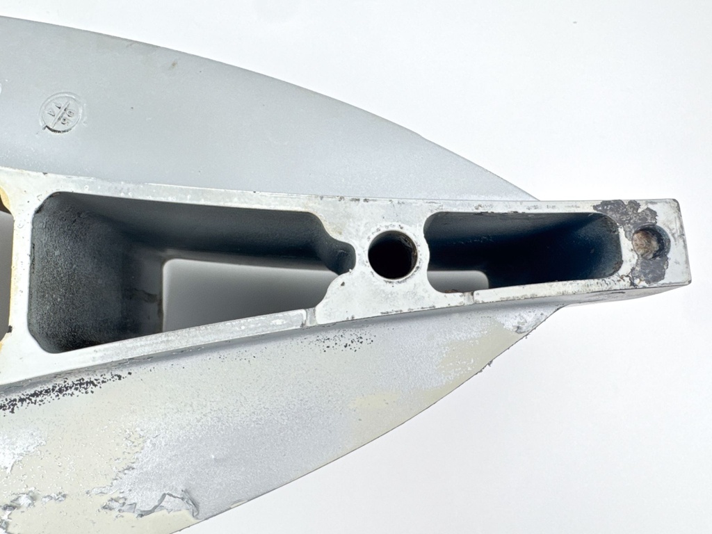 2014 Mercury 300 HP 4 Stroke Outboard Midsection Extension / Spacer 880647T02 OEM