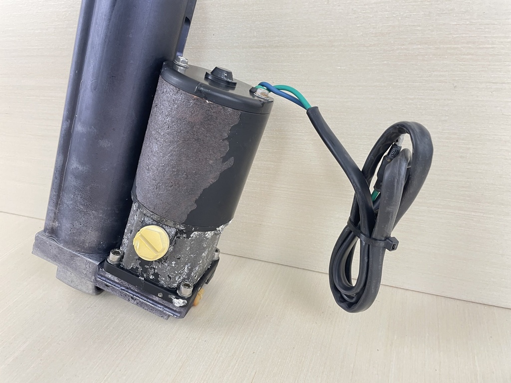 2007 Mercury 90HP Optimax Trim And Tilt Unit Assembly 830250T08