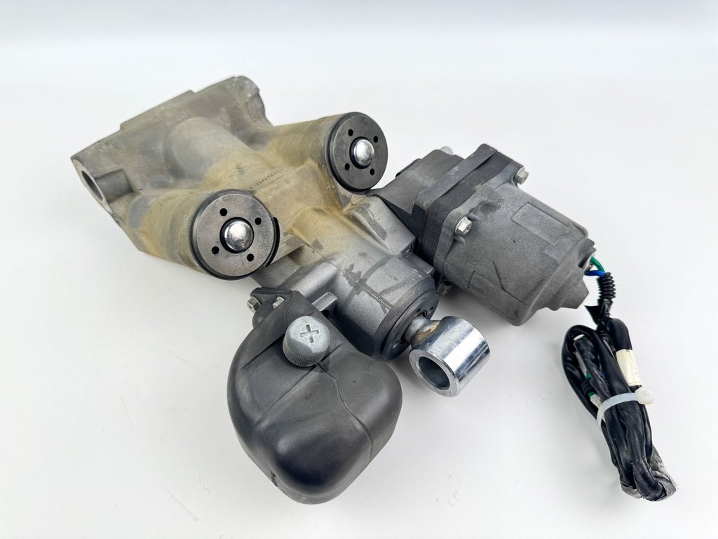 Honda 115 135 150 HP Power Trim Tilt Unit BF115 BF135 BF150 - Tested