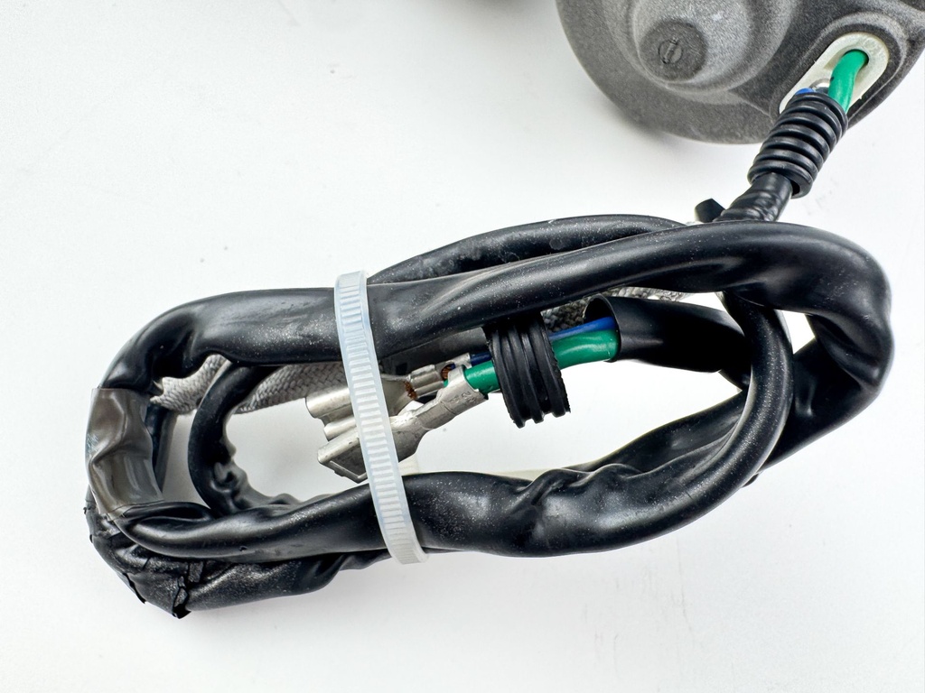 Honda 115 135 150 HP Power Trim Tilt Unit BF115 BF135 BF150 - Tested